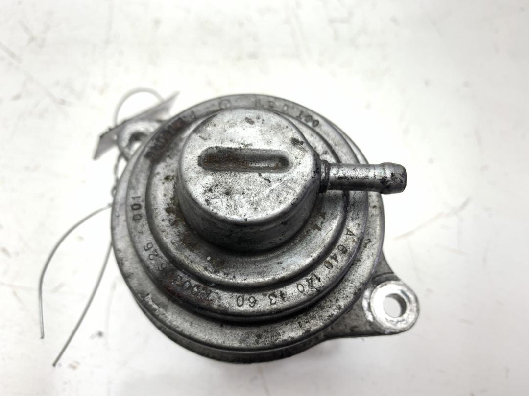 клапан EGR Mercedes-Benz B W245 2006, 2.0 л., дизель, МКПП, серый, минивэн, 6401401360
