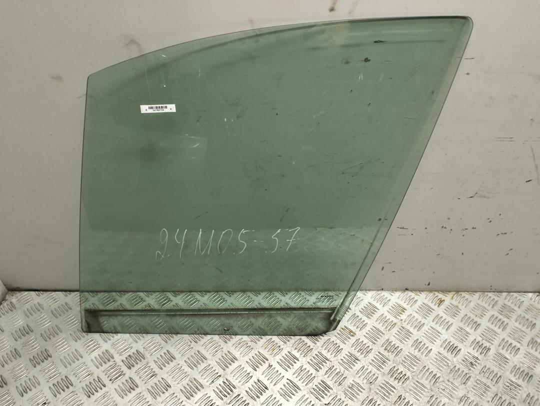 стекло двери передней левой Renault Scenic I 2003, 1.6 л., бензин, МКПП, серый, минивэн, 43R00049