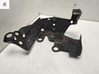 кронштейн (крепление) Renault Laguna 2 поколение 2002, 2.0 л., бензин, АКПП, серый, хетчбэк 5 дв., 8200008629