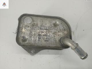 радиатор масляный Audi A4 B6 2002, 2.0 л., бензин, АКПП, серый, седан, 06B117021