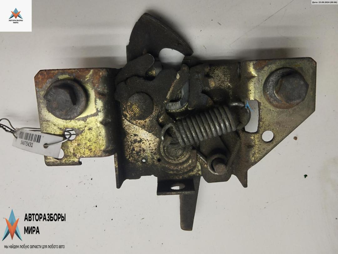 замок капота Ford Fusion 1 поколение 2004, 1.4 л., бензин, МКПП, синий, хетчбэк 5 дв. - фото №1