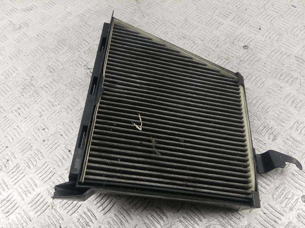 корпус салонного фильтра Mercedes-Benz E-Класс W211/S211 2004, 1.8 л., бензин, АКПП, чёрный, универсал, 2118172520 - фото №1