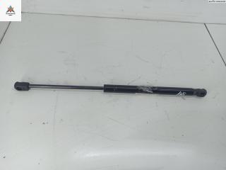 амортизатор крышки багажника (3-5 двери) Audi A8 D2/4D 1995, 4.2 л., бензин, АКПП, чёрный, седан