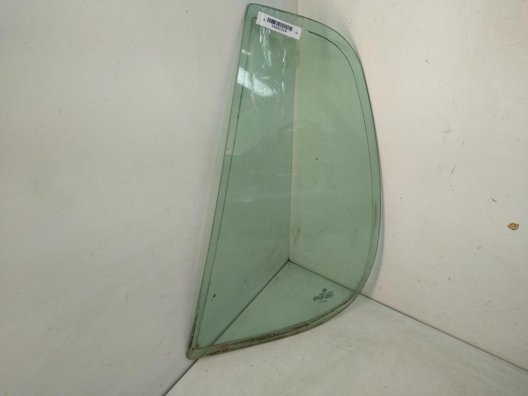 форточка задняя левая Volkswagen Polo 4 поколение 2001, 1.0 л., дизель, МКПП, синий, хетчбэк 5 дв., 6N4845215A - фото №1