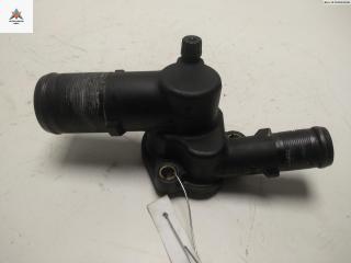 корпус термостата Renault Clio 2 поколение [2-й рестайлинг] 2003, 1.2 л., бензин, МКПП, синий, хетчбэк 5 дв., 7700110716