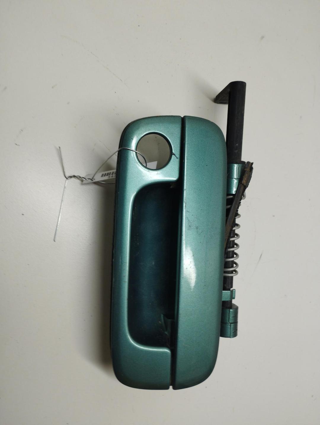 ручка наружная передняя правая Peugeot 406 1998, 2.0 л., дизель, МКПП, зелёный, универсал, 9621858780