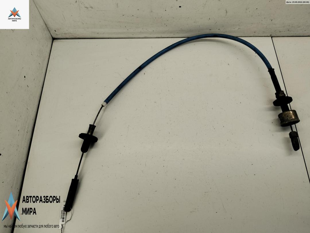 трос сцепления Volkswagen Passat B2 1986, 1.8 л., бензин, МКПП, красный, универсал, 321721335E - фото №1