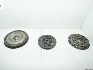 маховик Ford Focus 1 поколение [рестайлинг] 2001, 1.6 л., i, бензин, МКПП, зелёный, хетчбэк 5 дв.