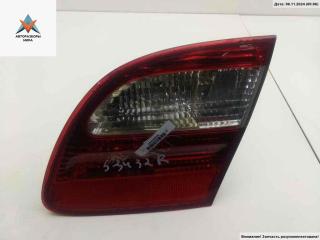 фонарь крышки багажника правый Mercedes-Benz E-Класс W211/S211 2004, 3.2 л., дизель, АКПП, чёрный, универсал, 2118201464