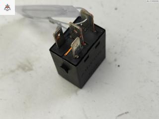 реле (прочие) Mercedes-Benz M-Class ML W163 2002, 2.7 л., дизель, АКПП, чёрный, внедорожник 5 дв., 0025421119