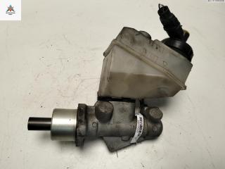 цилиндр тормозной главный Renault Clio 2 поколение 2000, 1.2 л., бензин, МКПП, чёрный, хетчбэк 5 дв.