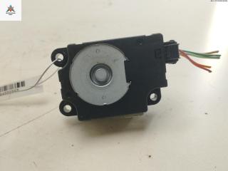 моторчик заслонки печки Nissan Tiida C11 [рестайлинг] 2010, 1.6 л., бензин, МКПП, красный, хетчбэк 5 дв., 503752-0970