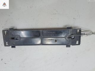 кронштейн (крепление) Opel Astra F [рестайлинг] 1996, 1.6 л., бензин, АКПП, красный, хетчбэк 5 дв., 90414801