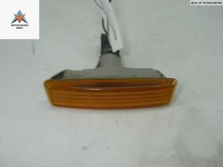 повторитель передний левый BMW 5 серия E39 1998, 2.0 л., бензин, МКПП, зелёный, седан, 8360589