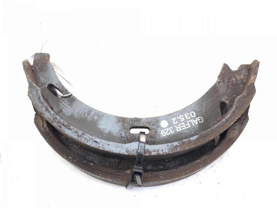 Колодки тормозные задние Mercedes-Benz C W203 2002, 2.2 л., дизель, АКПП, чёрный, универсал