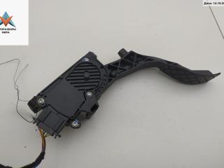 педаль Volkswagen Polo 5 поколение 2010, 1.2 л., бензин, МКПП, белый, хетчбэк 3 дв., 6Q2721503E