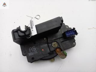 замок двери передней левой Opel Zafira 1 поколение (A) 1999, 1.8 л., бензин, МКПП, серый, минивэн, 90561151