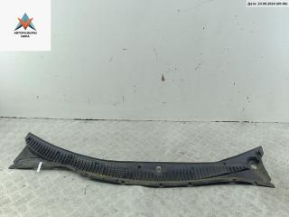 дождевик Mazda 323 BA 1994, 1.5 л., бензин, МКПП, зелёный, хетчбэк 5 дв.