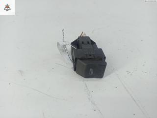 кнопка стеклоподъемника переднего левого Audi A4 B5 [рестайлинг] 2000, 2.5 л., дизель, МКПП, серый, универсал, 4D0959855