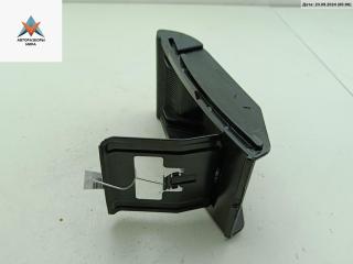 пепельница Volkswagen Polo 3 поколение 1997, 1.4 л., бензин, МКПП, синий, седан, 6K0857952A