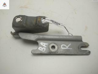 петля капота правая Mazda 323 BA 1997, серый, хетчбэк 5 дв.