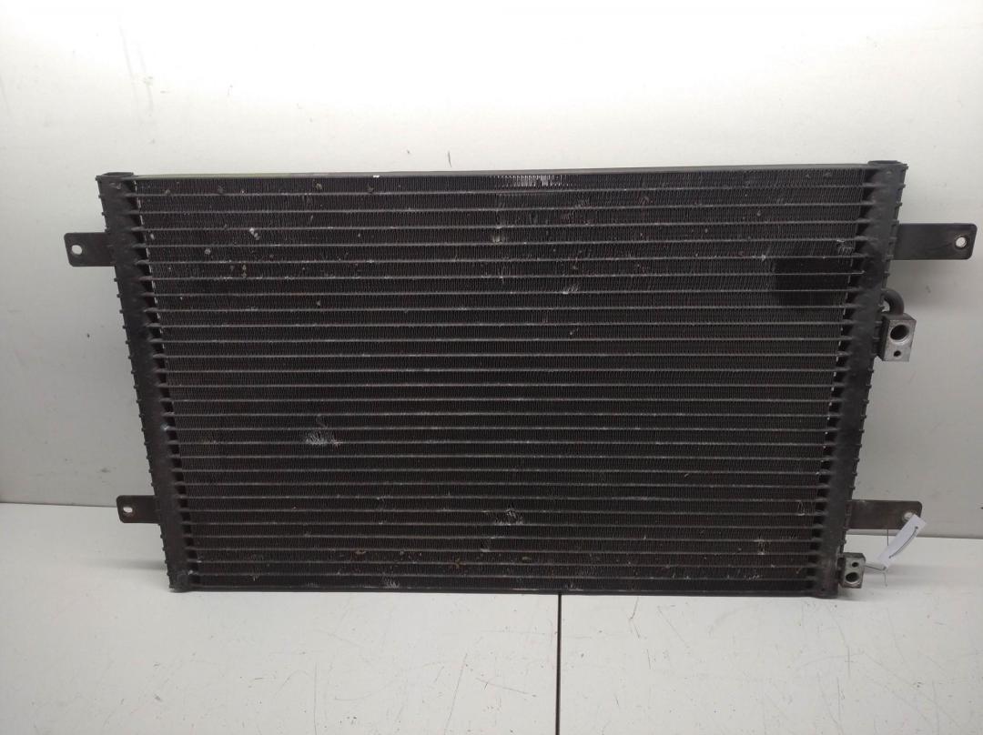 радиатор кондиционера Volkswagen Sharan 1998, 1.9 л., дизель, МКПП, синий, минивэн