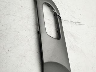 накладка декоративная Peugeot 407 1 поколение 2005, 2.0 л., дизель, МКПП, чёрный, седан, 9643531377