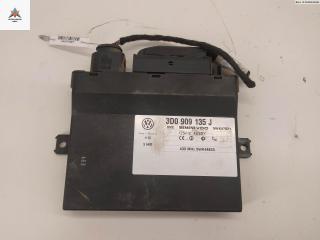 блок управления центральным замком Volkswagen Touareg 1 поколение 2003, 2.5 л., дизель, МКПП, серый, внедорожник 5 дв., 3D0909135J
