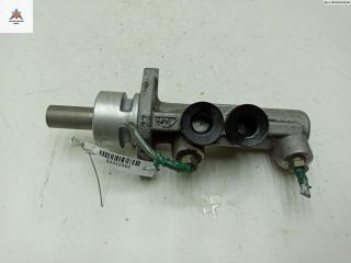 цилиндр тормозной главный Renault Megane 1 поколение [рестайлинг] 2001, 1.4 л., бензин, МКПП, серый, хетчбэк 5 дв.