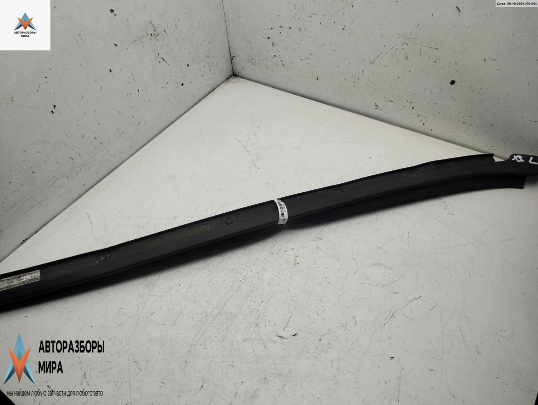 молдинг лобового стекла Citroen Xsara 1 поколение 1998, 1.8 л., бензин, МКПП, серый, хетчбэк 5 дв., 9623142980 - фото №1