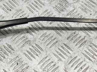 Щеткодержатель (поводок стеклоочистителя) передний Citroen Xantia 1 поколение [рестайлинг] 1999, 2.0 л., дизель, МКПП, серый, хетчбэк 5 дв.