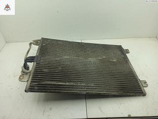 радиатор кондиционера Renault Megane 1 поколение [рестайлинг] 2001, 1.6 л., бензин, АКПП, красный, хетчбэк 5 дв., 8200029471