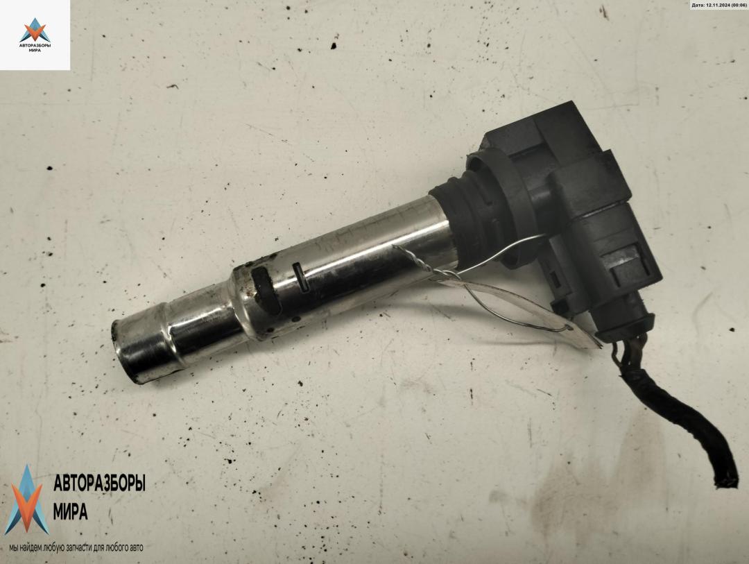 катушка зажигания Volkswagen Golf 4 поколение 2000, 1.6 л., бензин, МКПП, серый, хетчбэк 5 дв., 986221023 - фото №1