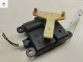 моторчик заслонки печки Nissan Primera P12 2002, 1.8 л., бензин, МКПП, зелёный, универсал, 3T05030820 - фото №2