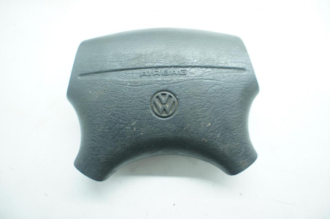 подушка безопасности водителя Volkswagen Sharan 1998, 1.9 л., дизель, МКПП, синий, минивэн, 7MO880201