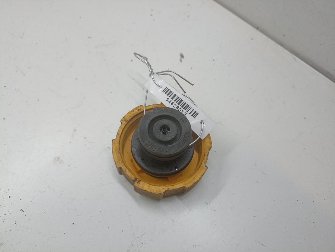 пробка расширительного бачка Opel Zafira B 2005, 2.2 л., бензин, МКПП, серый, минивэн, 9202799, 8715350