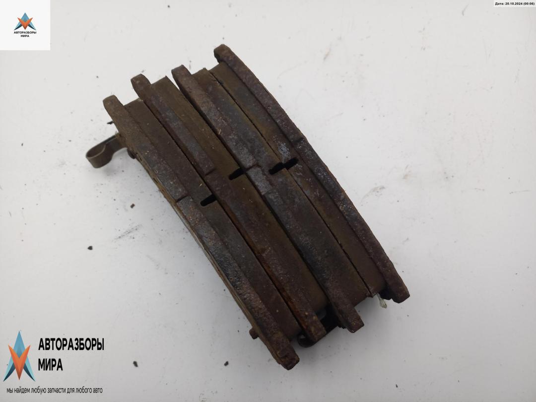 Колодки тормозные передние Opel Frontera B 1998, 2.2 л., бензин, МКПП, серый, внедорожник 5 дв. - фото №1