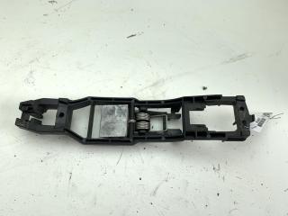 Корпус (держатель) ручки двери передней левой Mercedes-Benz M-Class ML W163 2002, 2.7 л., дизель, МКПП, синий, внедорожник 5 дв., 1637600034