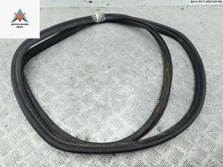 Уплотнитель крышки (двери) багажника Mercedes-Benz C-Класс W202/S202 1993, 1.8 л., бензин, МКПП, жёлтый, седан