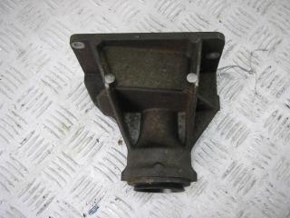 кронштейн (крепление) BMW X3 E83 2006, 3.0 л., бензин, АКПП, серый, внедорожник 5 дв., 31537516065