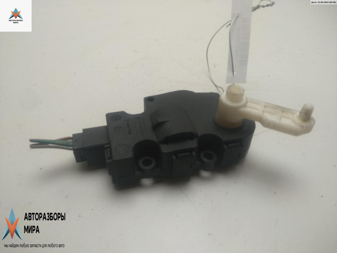 моторчик заслонки печки Jaguar XJ X351 2011, 3.0 л., дизель, АКПП, чёрный, седан, 1139300770 - фото №1