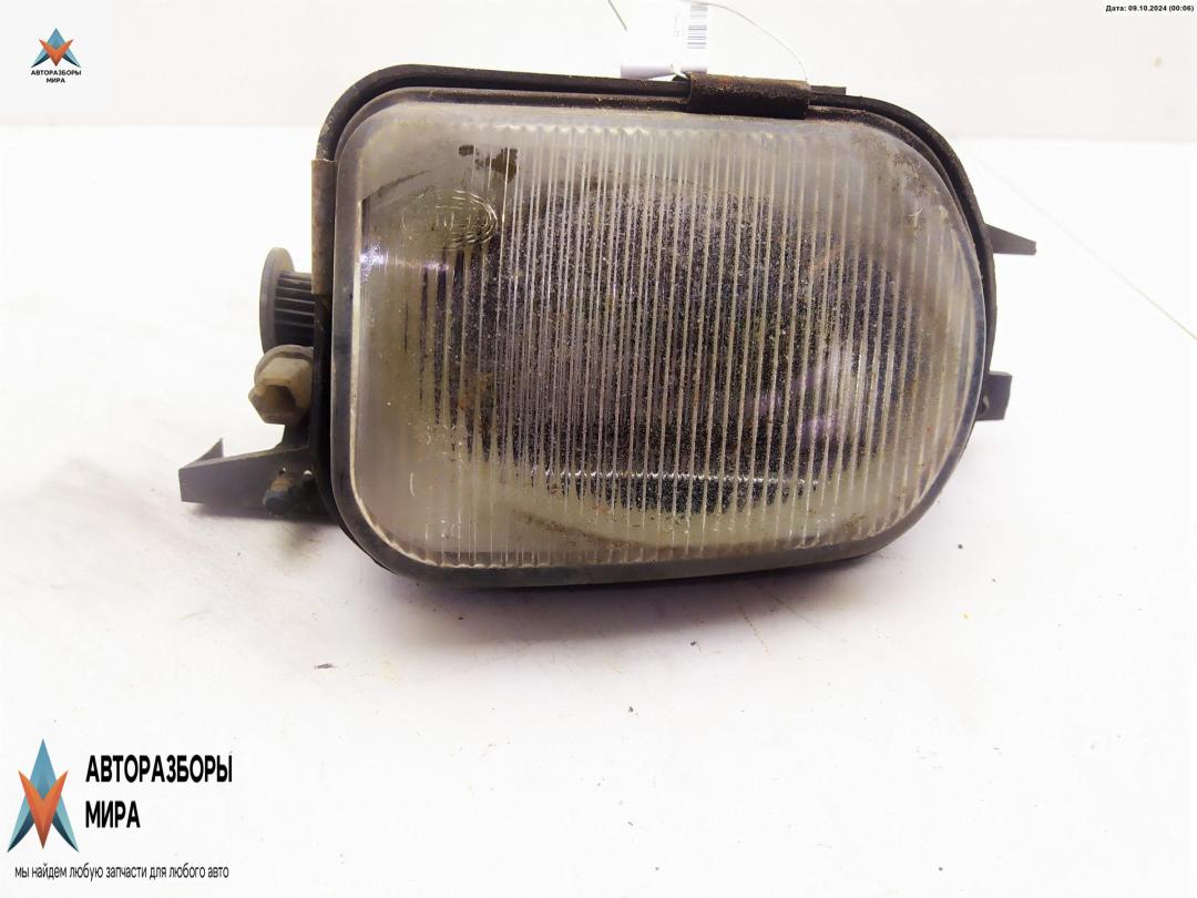 фара противотуманная правая Mercedes-Benz C-Класс W203/S203/CL203 2003, 2.2 л., дизель, АКПП, чёрный, универсал, A2158200656 - фото №1