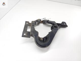 рамка фары противотуманной правой BMW 1 серия E81/E82/E87/E88 2005, 2.0 л., дизель, МКПП, чёрный, хетчбэк 5 дв., 7118152