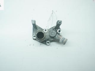 фланец (тройник) системы охлаждения Ford Focus 1 поколение 2000, 1.6 л., i, бензин, АКПП, серый, седан, 1N1G8594