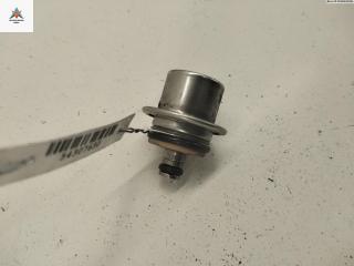 регулятор давления топлива Volkswagen Golf 4 поколение 1998, 1.4 л., бензин, МКПП, синий, хетчбэк 5 дв., 036133035A