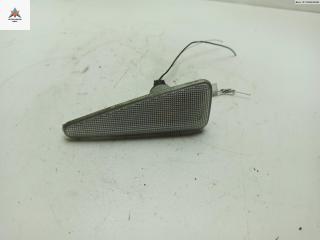 повторитель передний правый Dacia (Renault) Sandero I 2009, 1.4 л., бензин, МКПП, синий, хетчбэк 5 дв., 8200602765