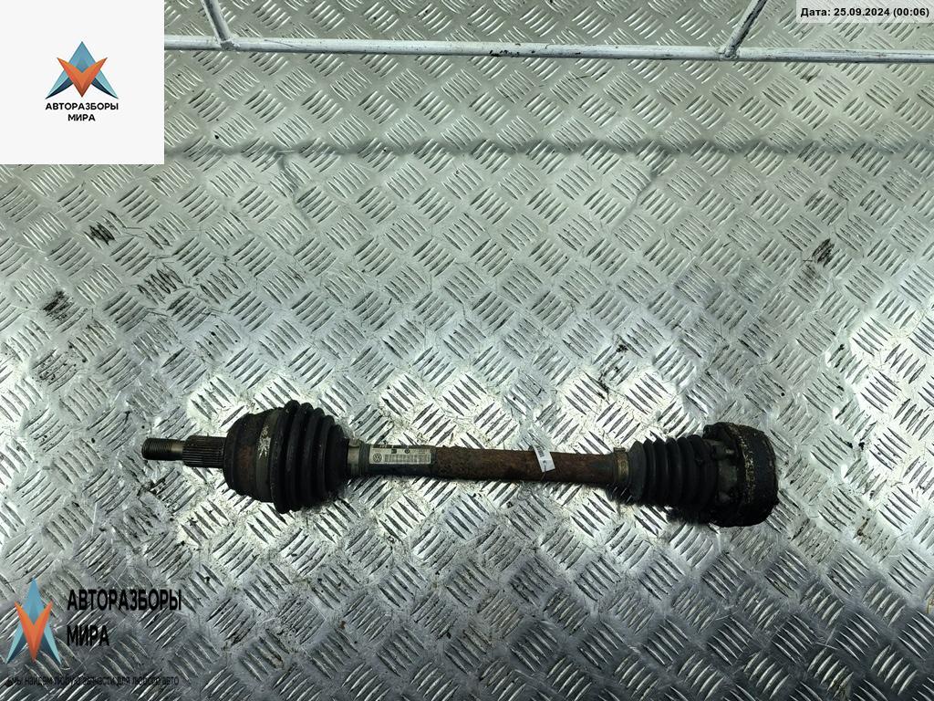 полуось передняя левая (приводной вал, ШРУС) Volkswagen Golf 4 поколение 1999, 1.4 л., бензин, МКПП, белый, хетчбэк 5 дв., 1J0407271F - фото №1