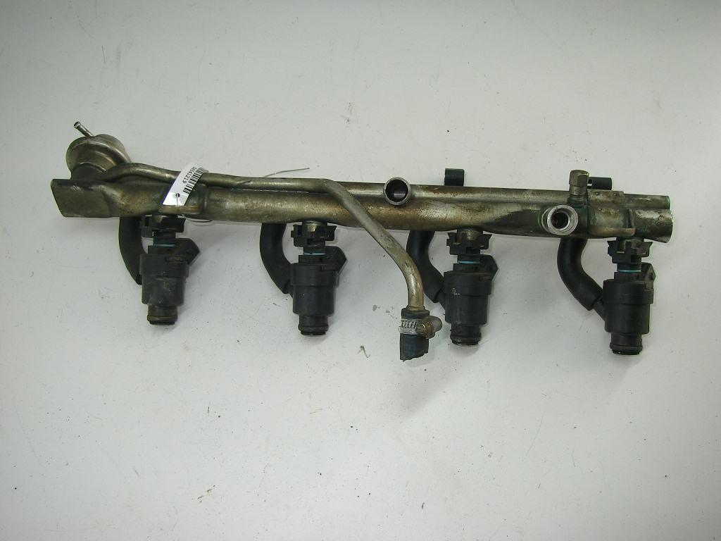 форсунка BMW 3 E36 2000, 1.9 л., бензин, МКПП, синий, хетчбэк 3 дв., 1247931