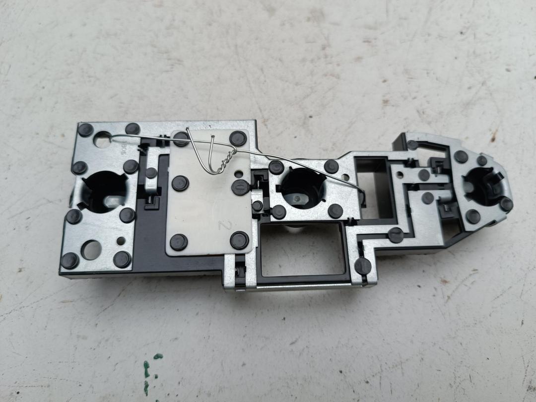 панель заднего левого фонаря Citroen C5 2005, 2.0 л., бензин, АКПП, серый, хетчбэк 5 дв., ARG