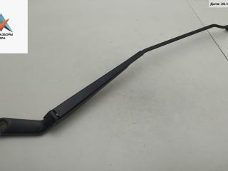 Щеткодержатель (поводок стеклоочистителя) передний Volkswagen Bora 1 поколение 2000, 1.4 л., бензин, МКПП, синий, седан, 1J1955410A